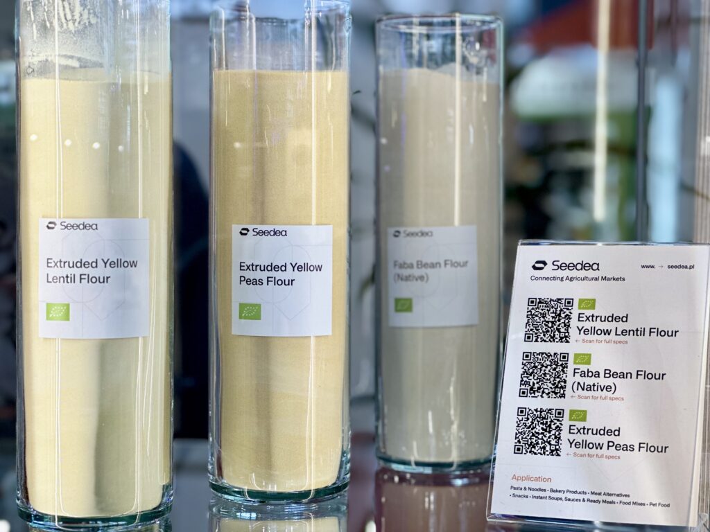 Seedea organic extruded flours at Biofach: extruded yellow lentil flour, extruded yellow peas flour and native faba bean flour