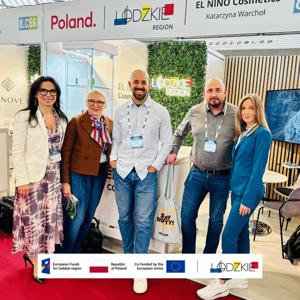 Seedea team at PLMA trade fair Amsterdam discussing private label food cooperation